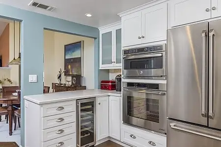 Wine Bar & Appliance Wall – 4320 Terra Granada