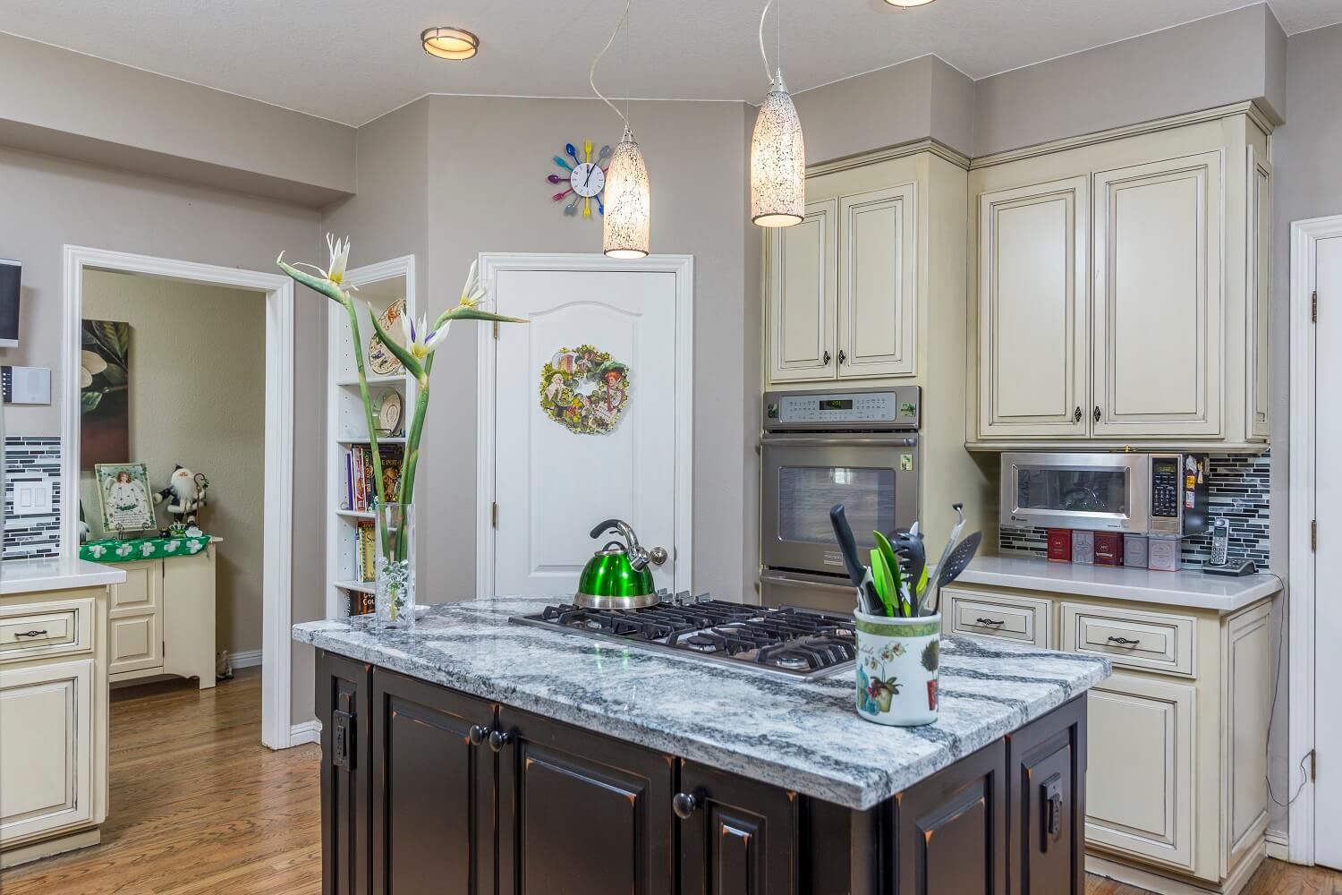  1555 Sorrell – Timeless Kitchen Remodel with Farmhouse Sink and Custom Finishes