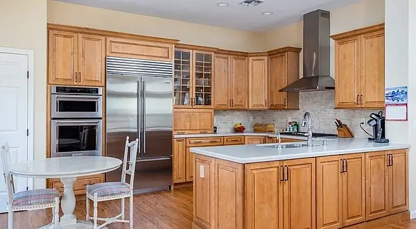 6710 Horseman Canyon